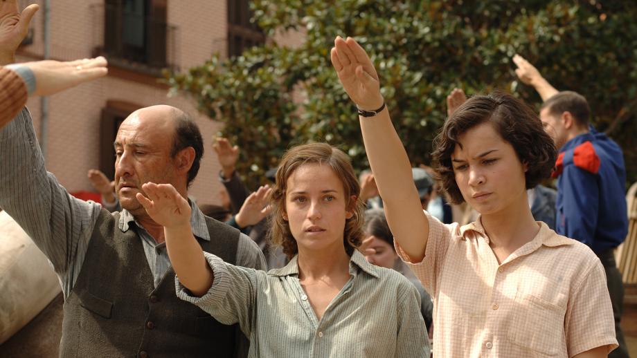 CINE ESPAÑOL : LAS TRECE ROSAS